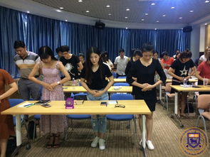 产品堆积如山的水贝，业务员该这样卖货了——礼仪服务助力销售突围